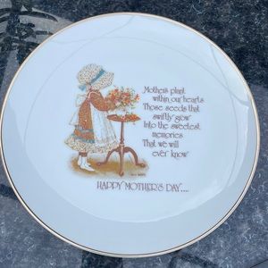 Vintage Holly Hobbie Collectors Edition Plate Happy Mothers Day 1975